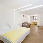 Alos Center Apartments